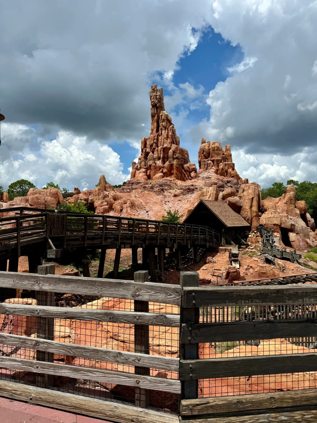 Big thunder Mountain Frontierland Magic Kingdom