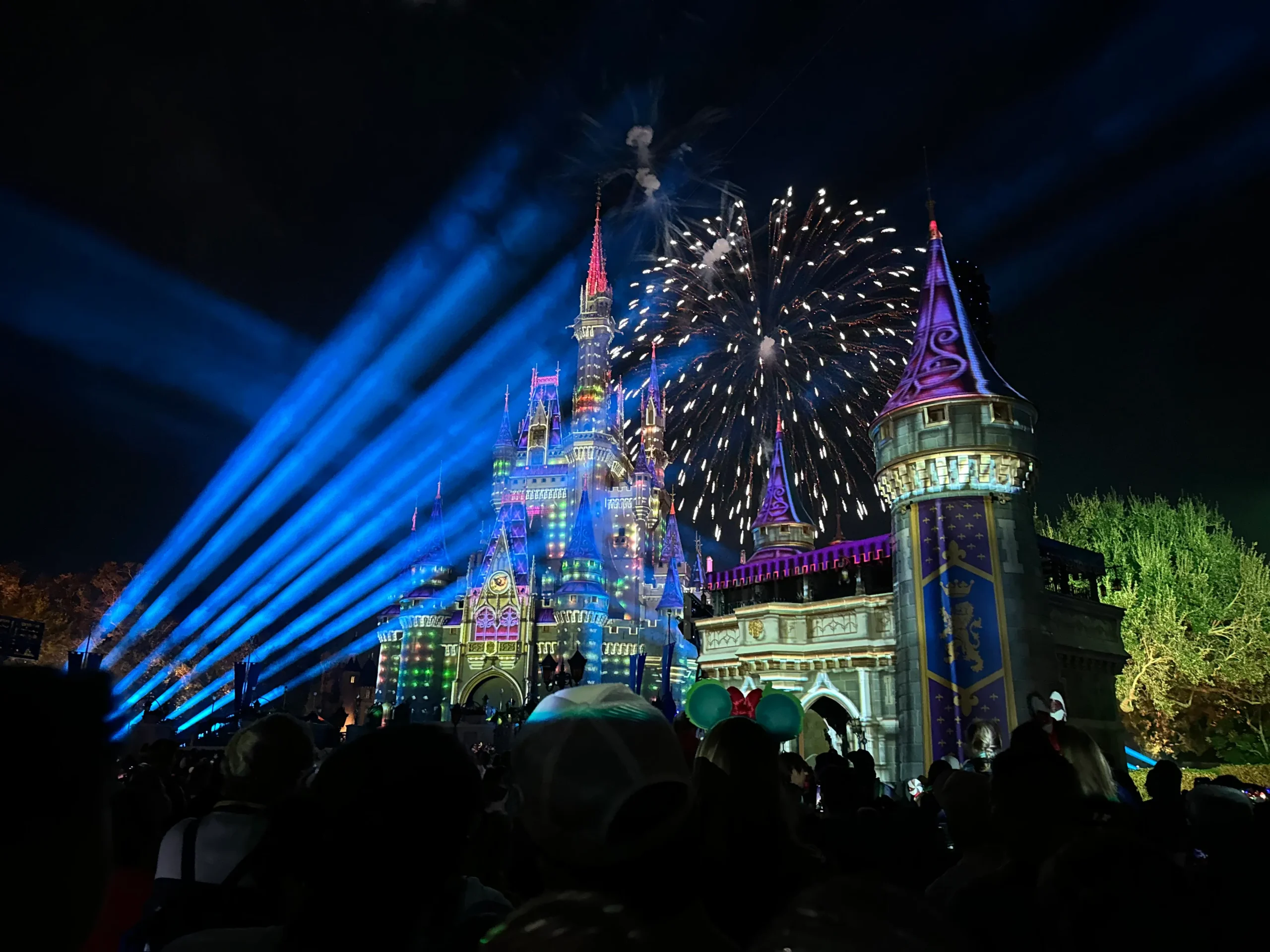 Castle fireworks christmas 4