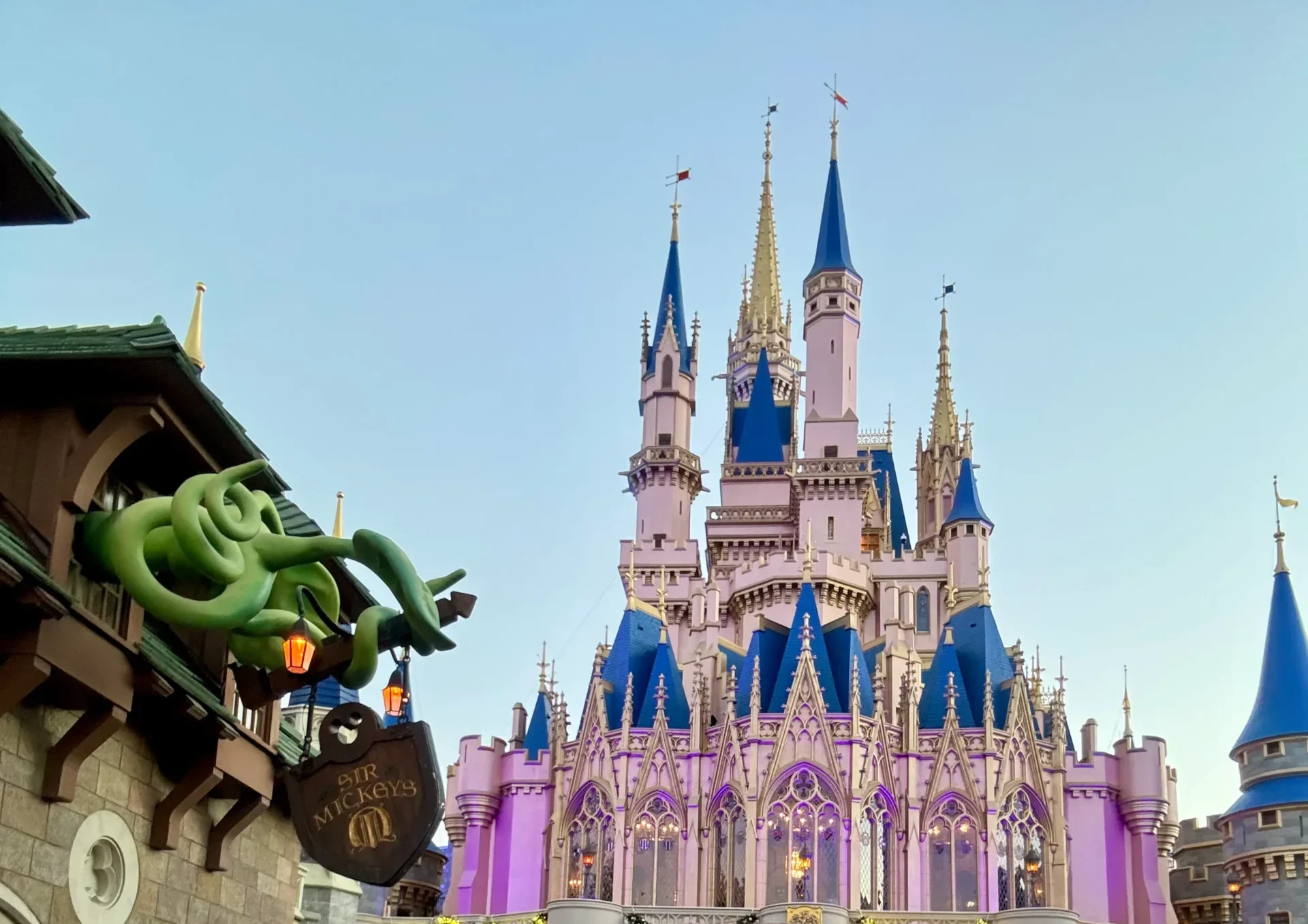 Magic Kingdom Cinderella's Castle
