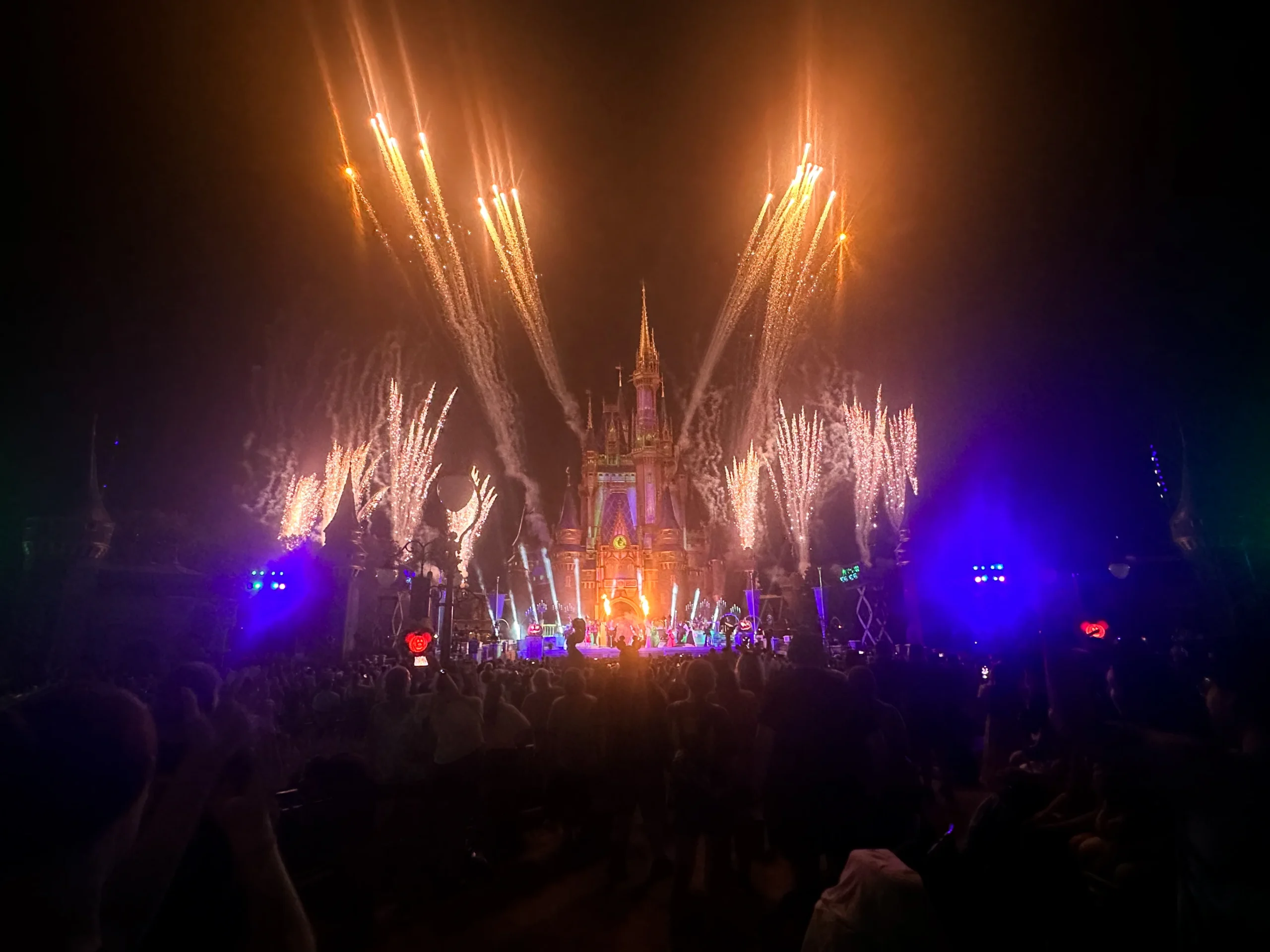 Hocus Pocus Villain Spelltacular, Mickey Not-So-Scary Halloween Party