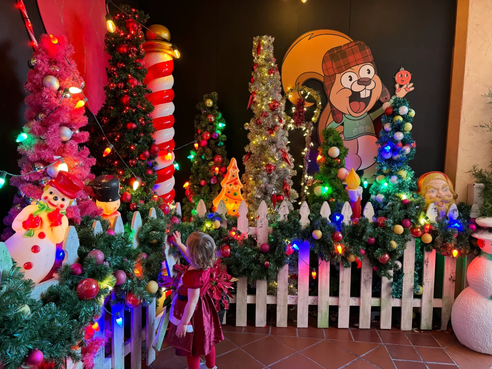 Universal Studios Tribute Store at Christmas
